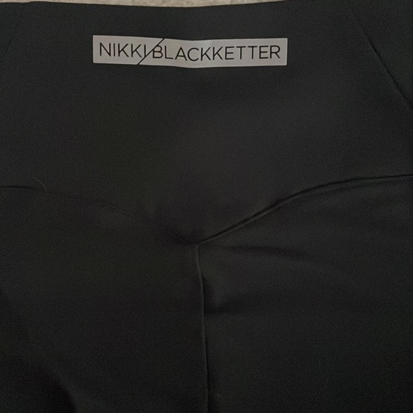 Gymshark Nikki Blackketter leggings - Picture 4 of 4